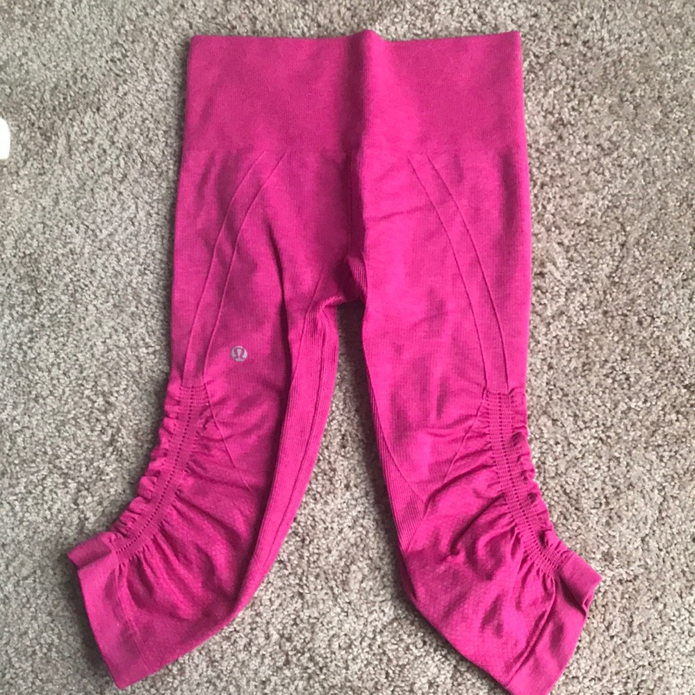 Lululemon Pink Cropped Leggings Size 2
